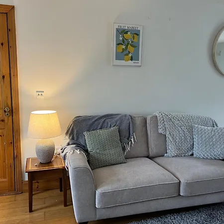 Boulder, Castletownshend, West Cork * קסלטאונשנד